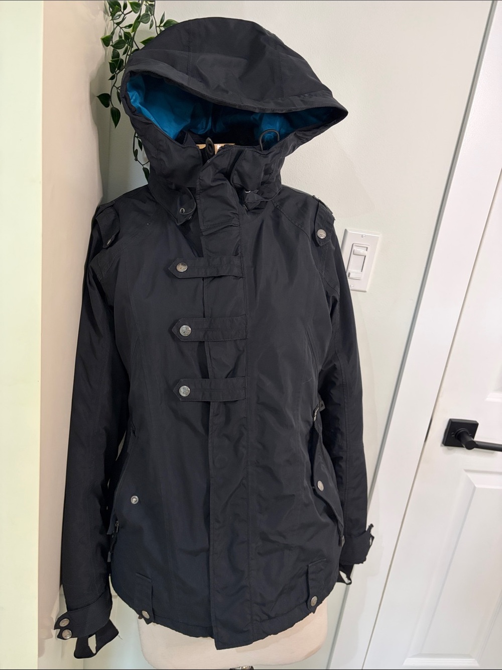Oakley thinsulate parka Large